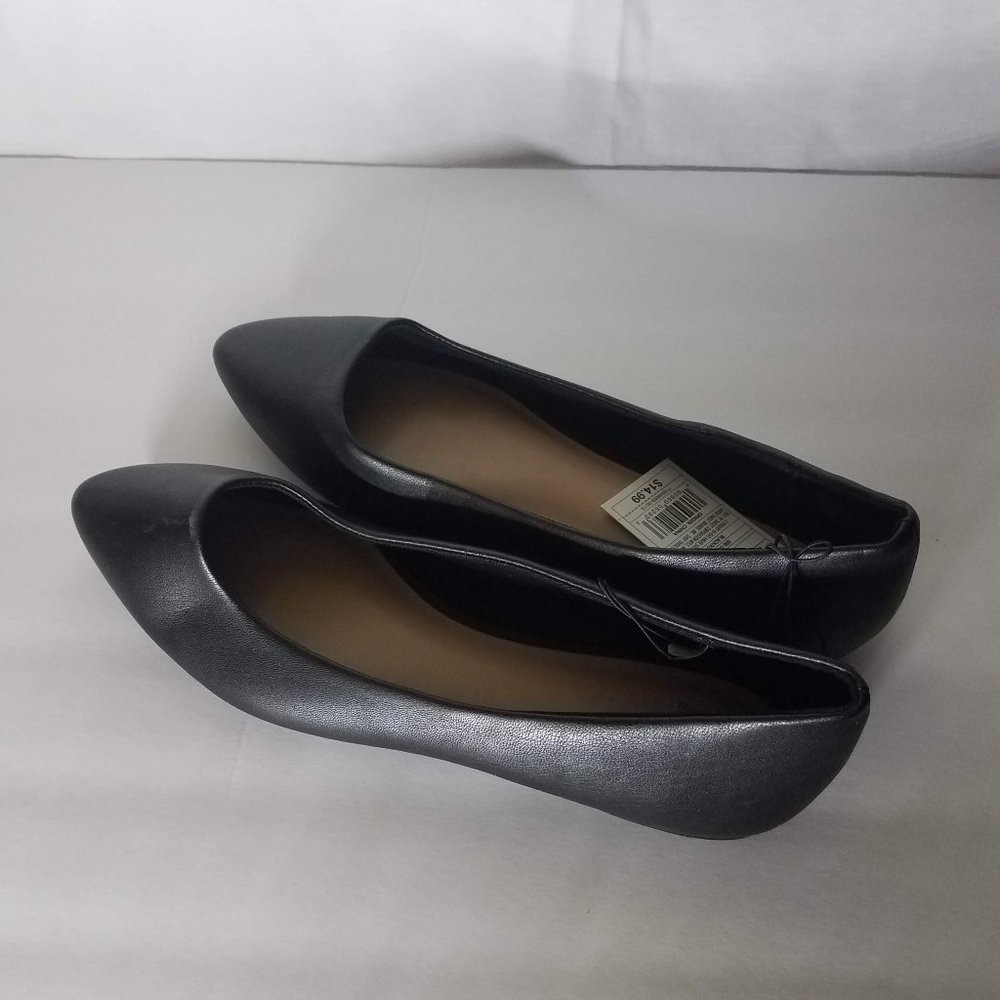 UNIVERSAL THREAD KORA BLACK SIZE 9.5